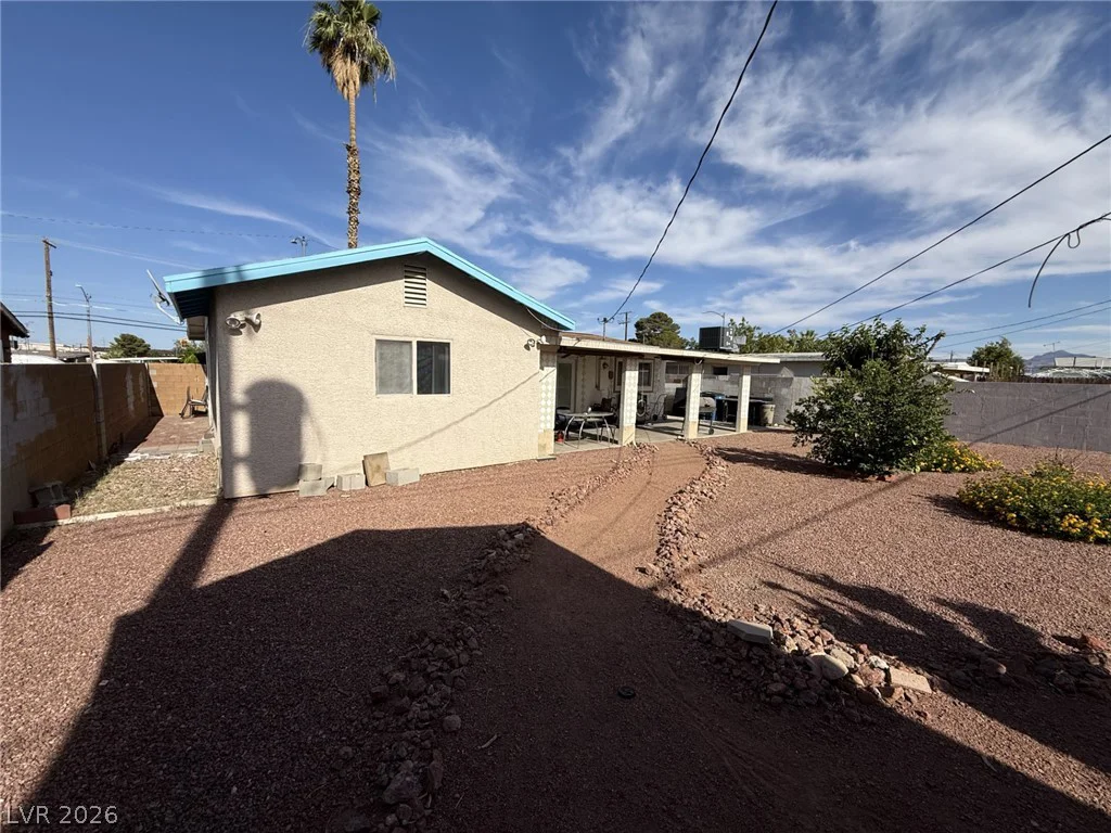 4567 Nellis, Las Vegas, NV 89121
