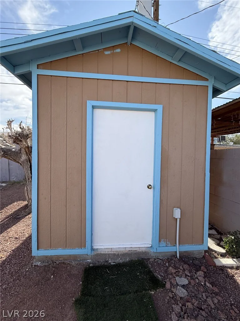 4567 Nellis, Las Vegas, NV 89121