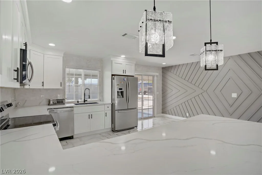 4490 Warm Springs, Las Vegas, NV 89118