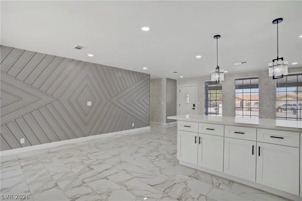 4490 Warm Springs, Las Vegas, NV 89118