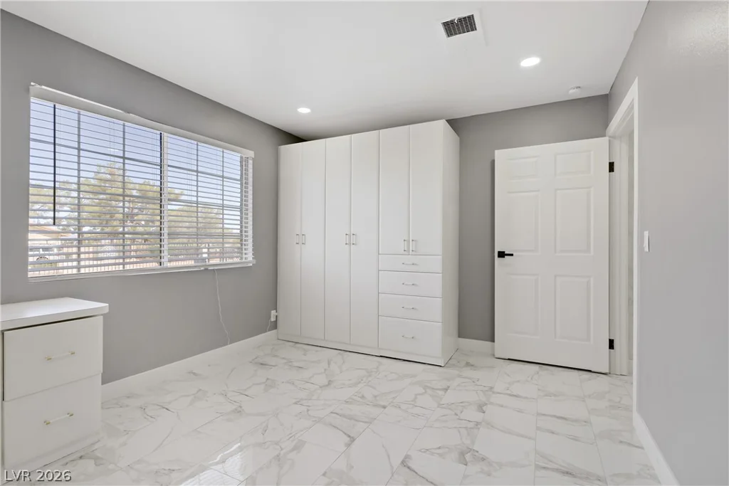 4490 Warm Springs, Las Vegas, NV 89118