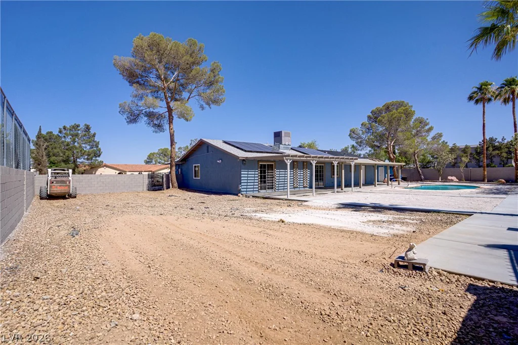 4490 Warm Springs, Las Vegas, NV 89118