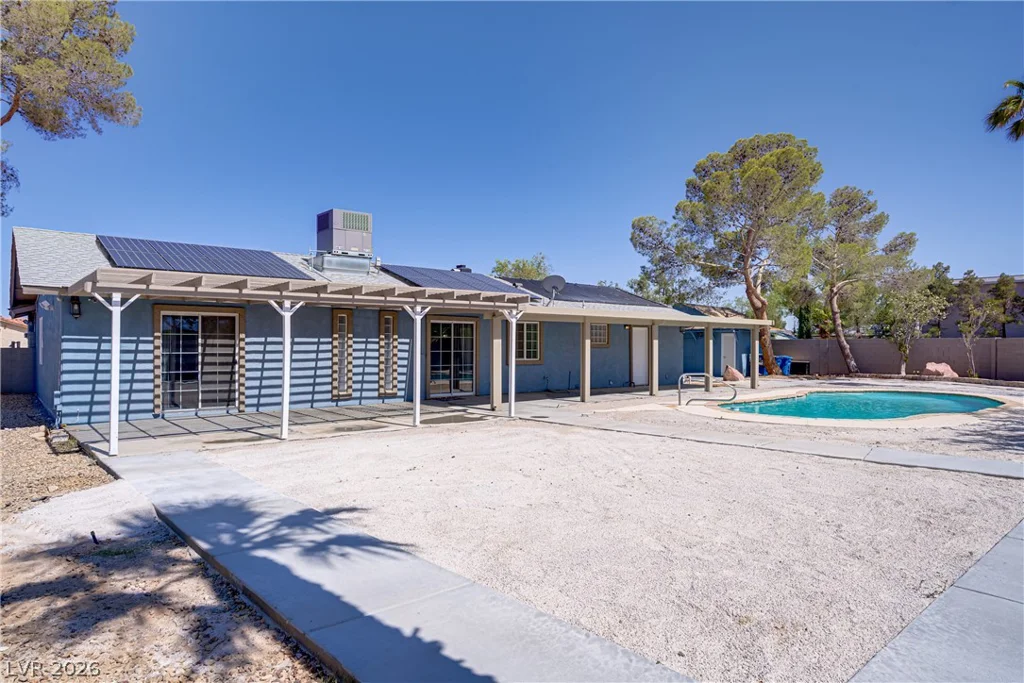 4490 Warm Springs, Las Vegas, NV 89118