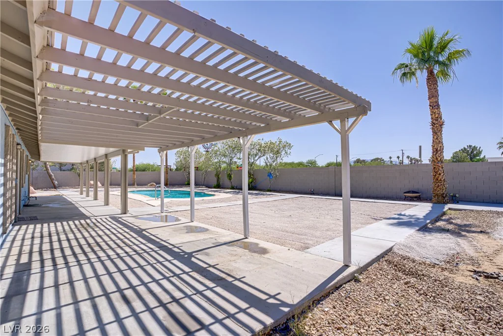4490 Warm Springs, Las Vegas, NV 89118