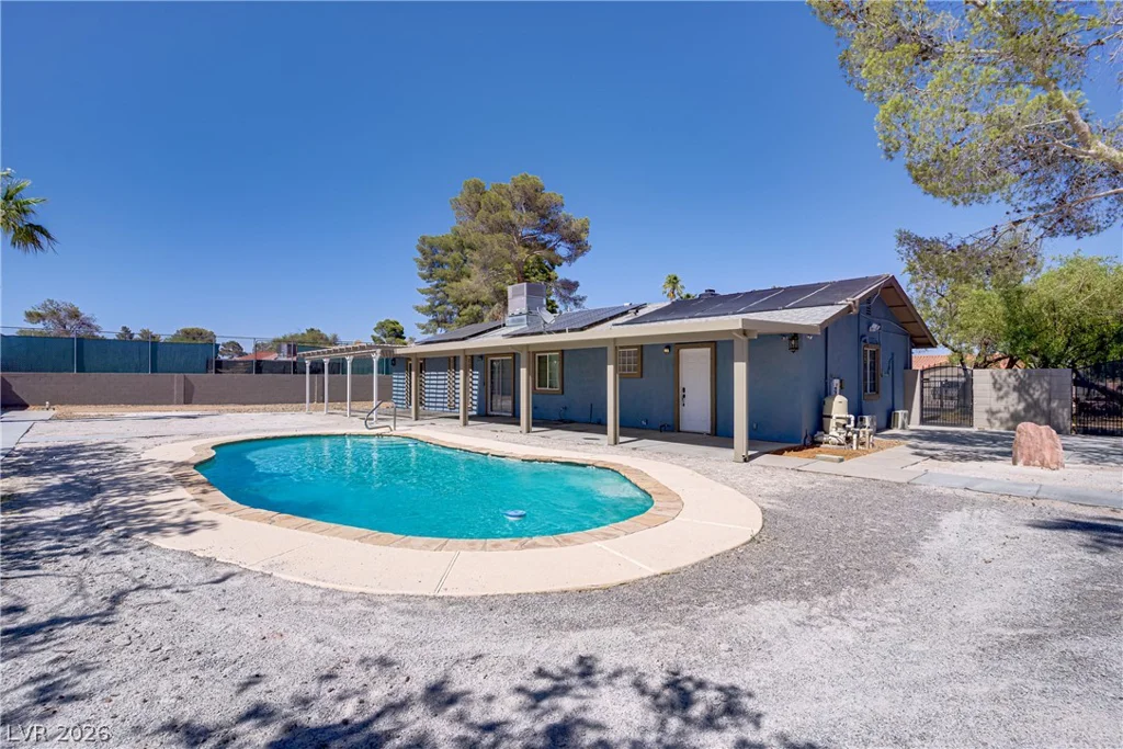 4490 Warm Springs, Las Vegas, NV 89118