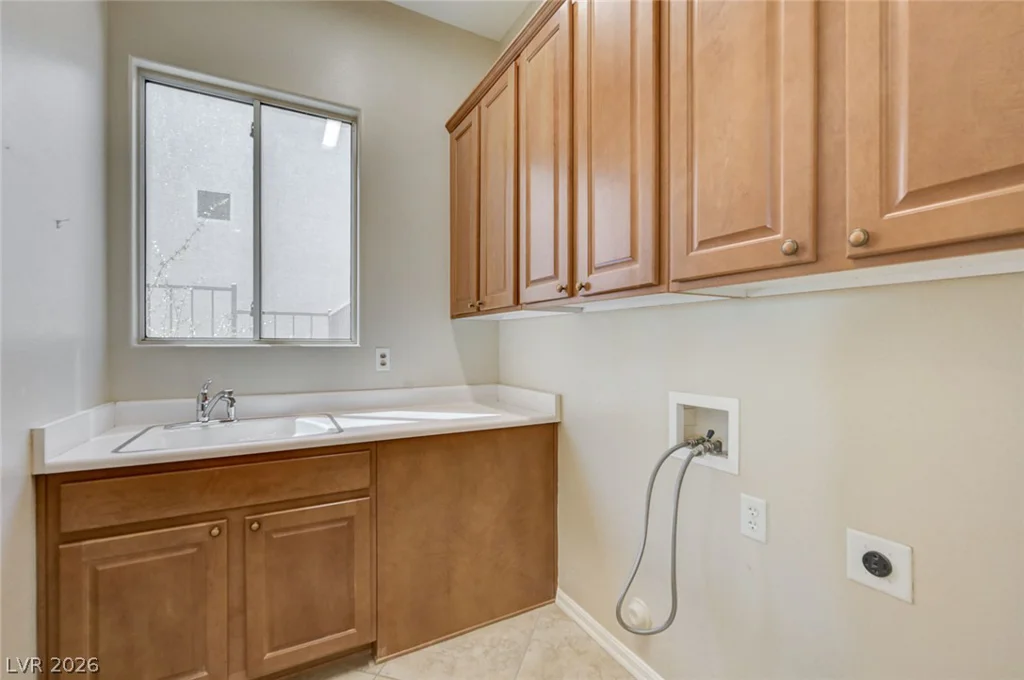 2012 Oliver Springs, Henderson, NV 89052