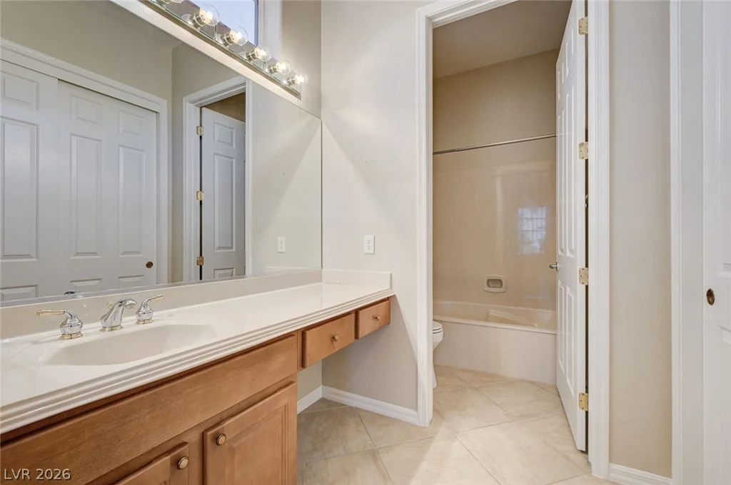 2012 Oliver Springs, Henderson, NV 89052