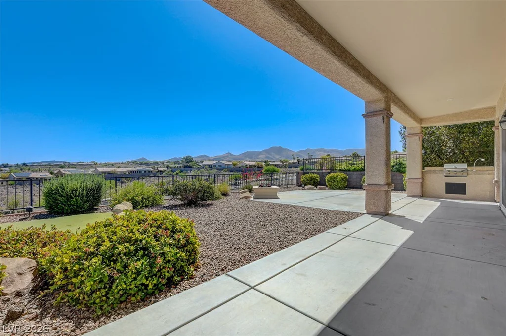 2012 Oliver Springs, Henderson, NV 89052