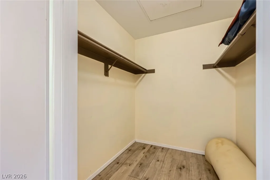 5241 Caspian Springs, Las Vegas, NV 89120
