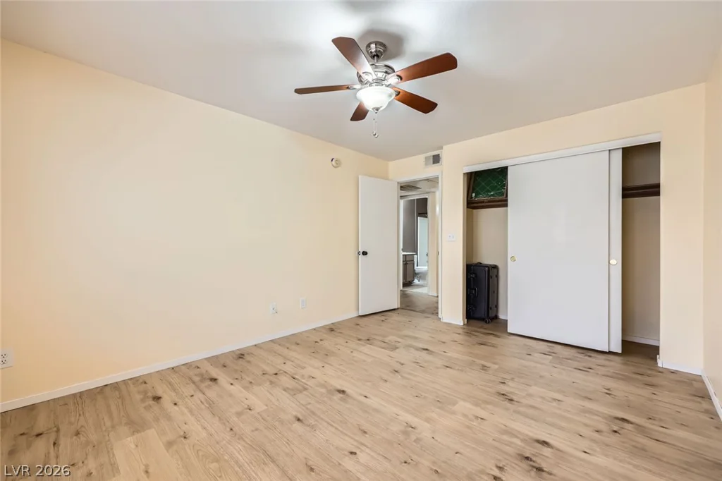 5241 Caspian Springs, Las Vegas, NV 89120