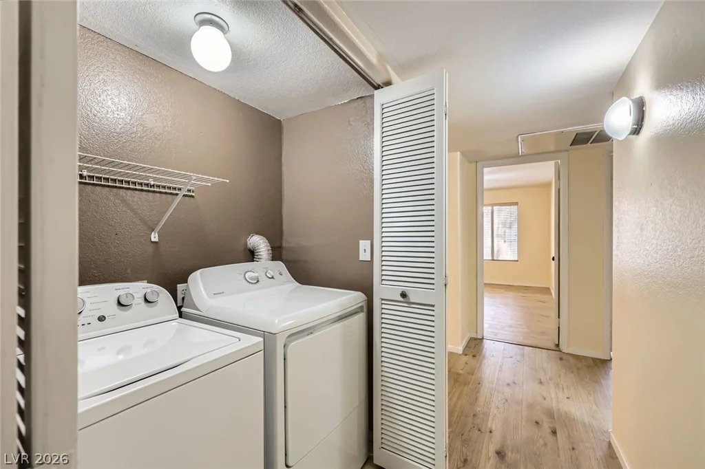 5241 Caspian Springs, Las Vegas, NV 89120