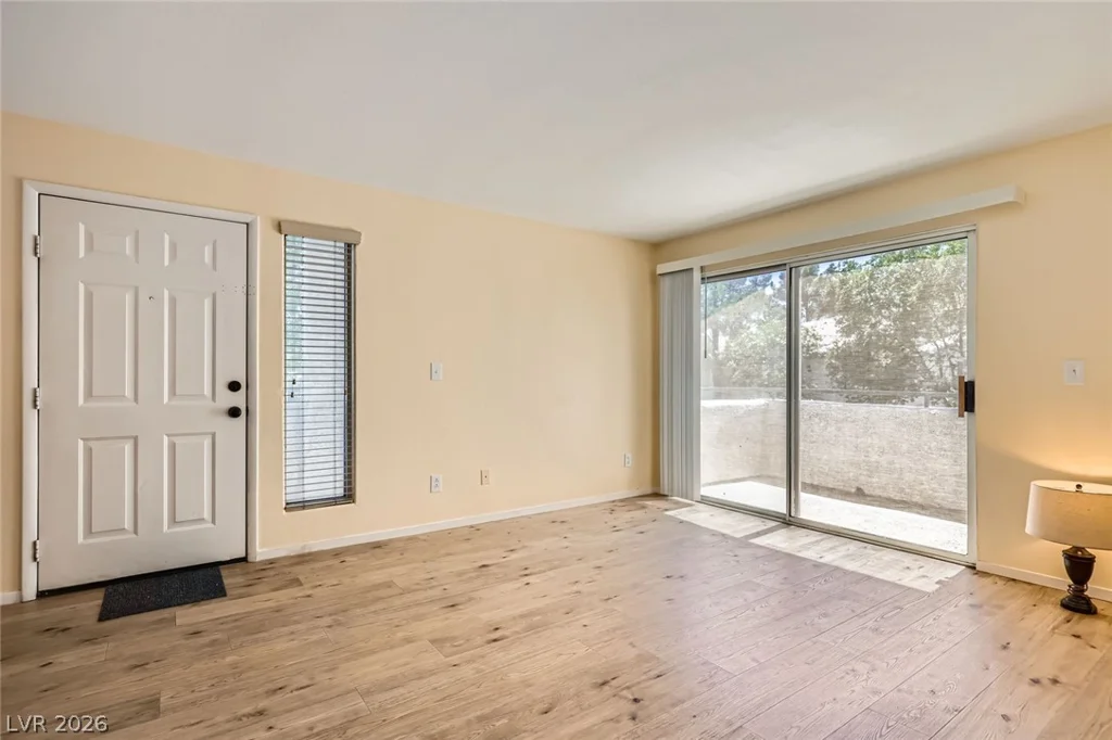 5241 Caspian Springs, Las Vegas, NV 89120