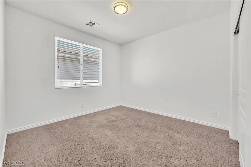 8013 Glimmerglass, Las Vegas, NV 89178