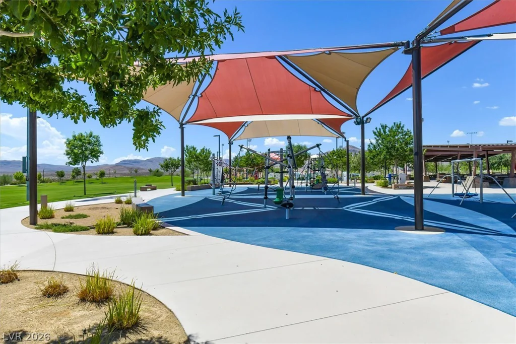 8013 Glimmerglass, Las Vegas, NV 89178