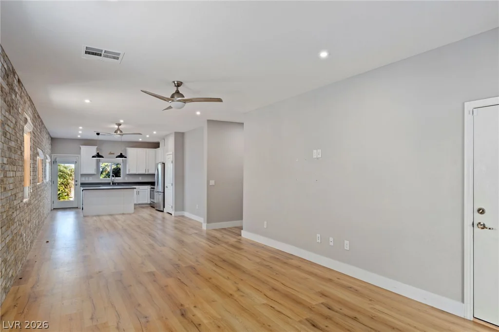 5642 Alta Peak, Las Vegas, NV 89118