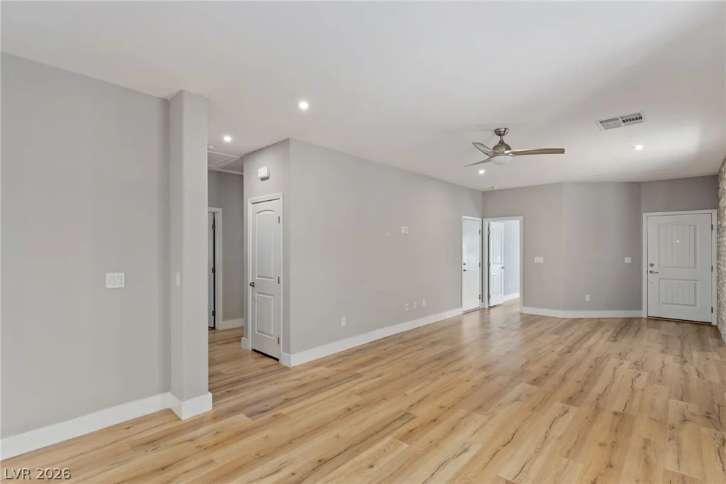 5642 Alta Peak, Las Vegas, NV 89118
