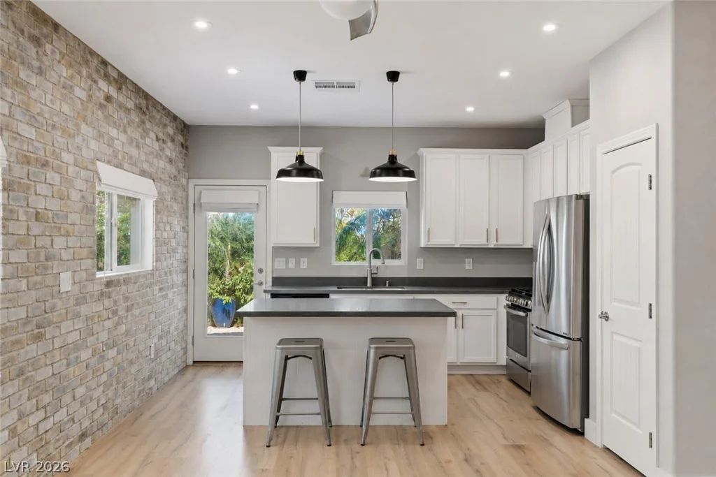5642 Alta Peak, Las Vegas, NV 89118