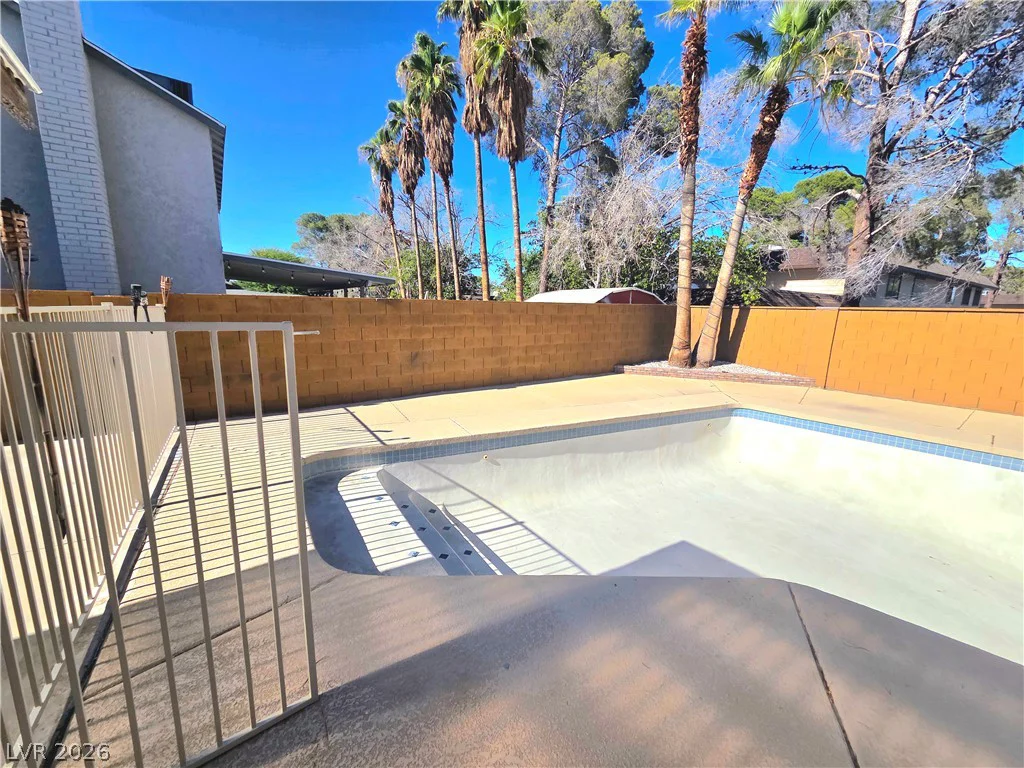 3648 Bronco, Las Vegas, NV 89103