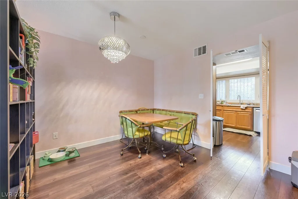 2844 Calle Del Oro, Las Vegas, NV 89120