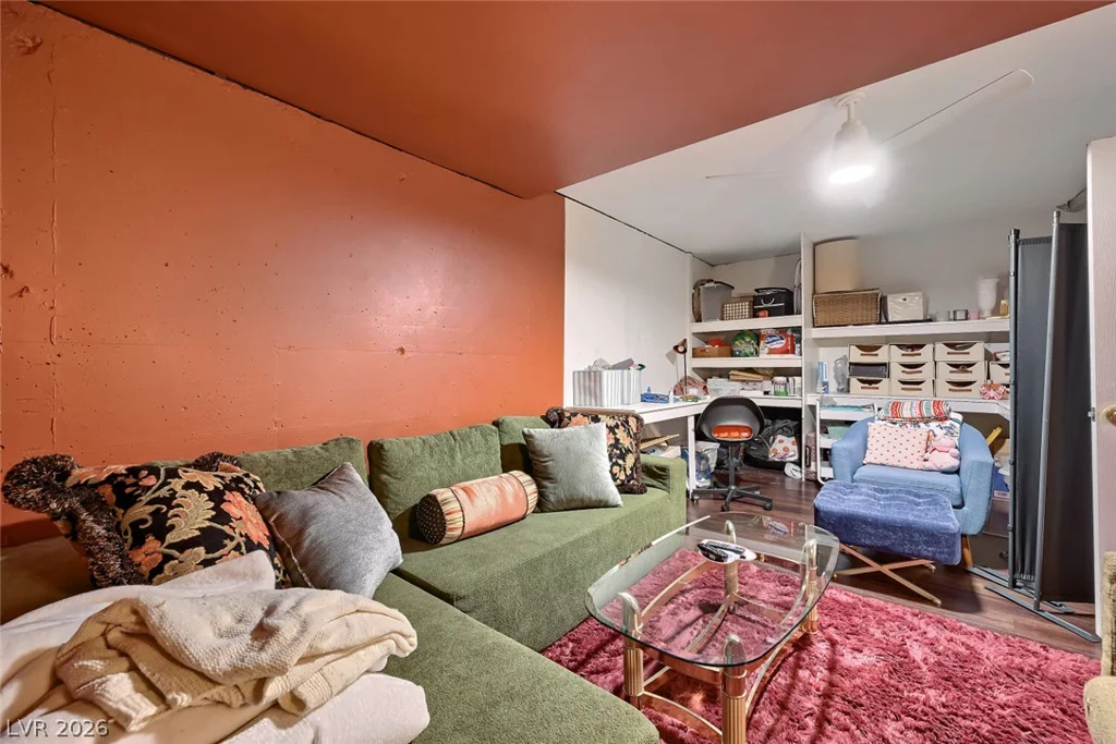 2844 Calle Del Oro, Las Vegas, NV 89120