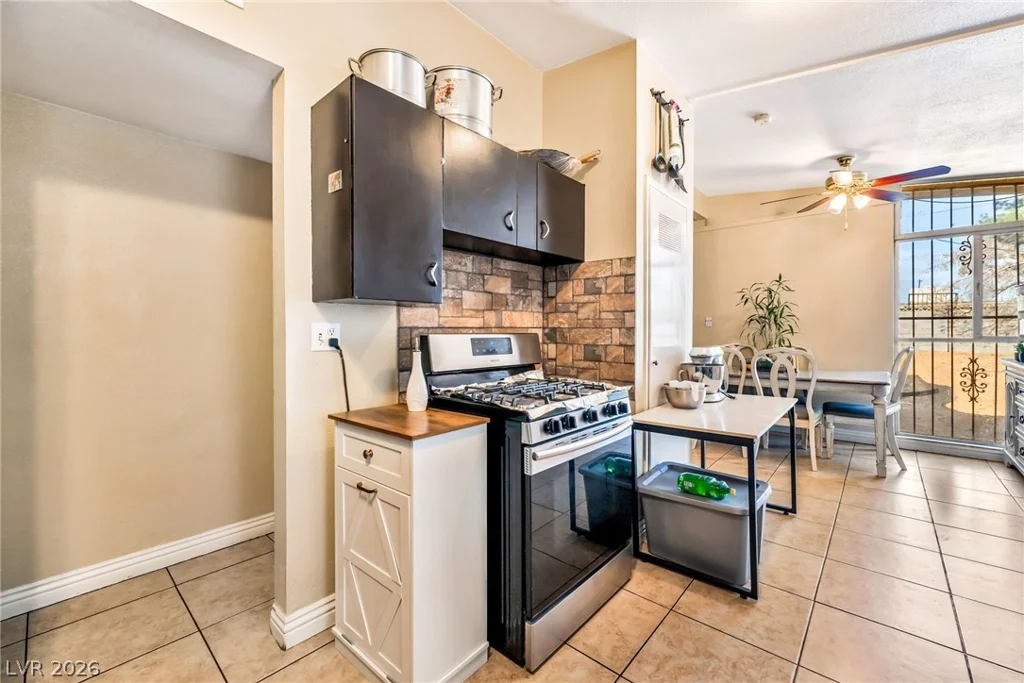 2730 Taylor, North Las Vegas, NV 89030