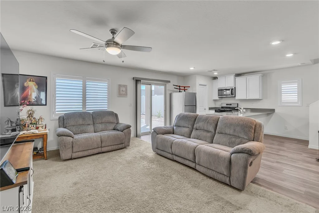 6183 Pink Cosmos, Las Vegas, NV 89122