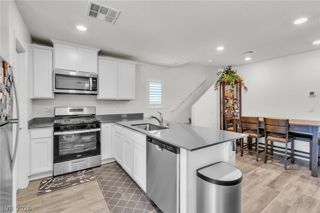 6183 Pink Cosmos, Las Vegas, NV 89122
