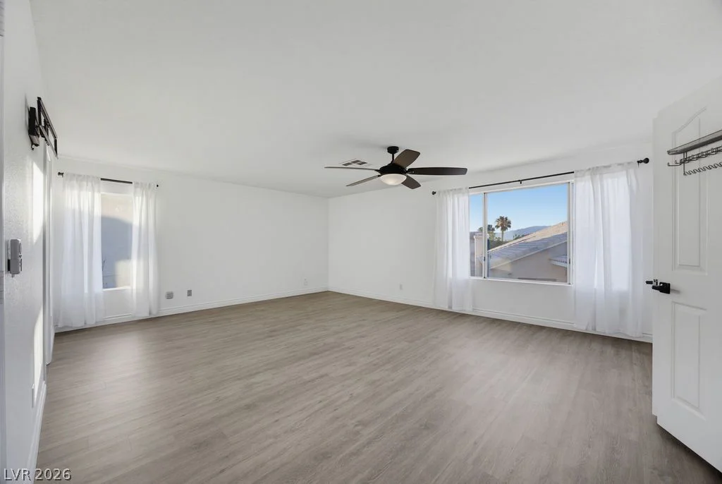 7424 Alcove Glen, Las Vegas, NV 89129