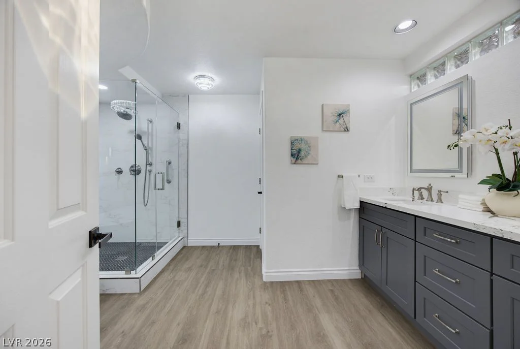 7424 Alcove Glen, Las Vegas, NV 89129