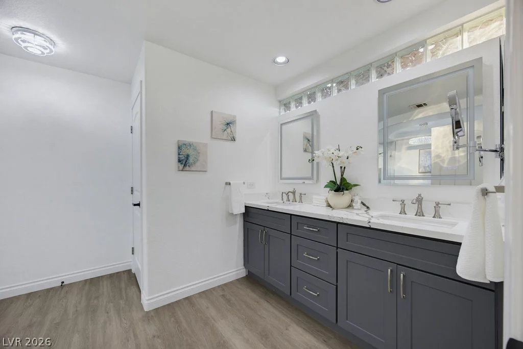 7424 Alcove Glen, Las Vegas, NV 89129