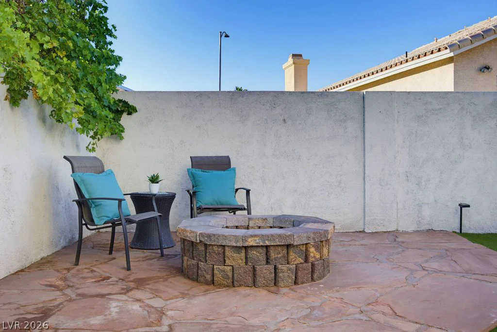 7424 Alcove Glen, Las Vegas, NV 89129