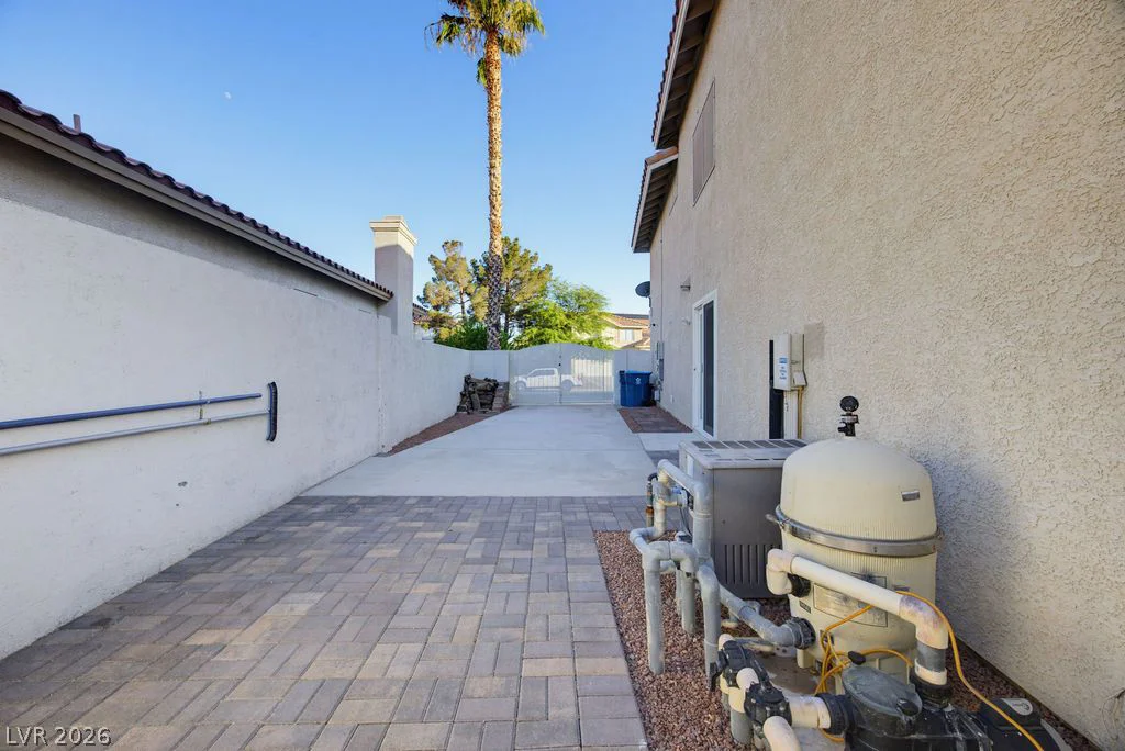 7424 Alcove Glen, Las Vegas, NV 89129