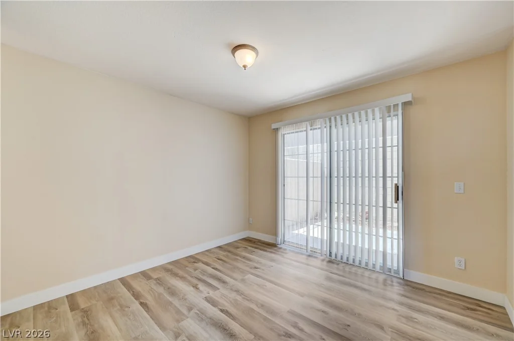 7621 Almeria, Las Vegas, NV 89128