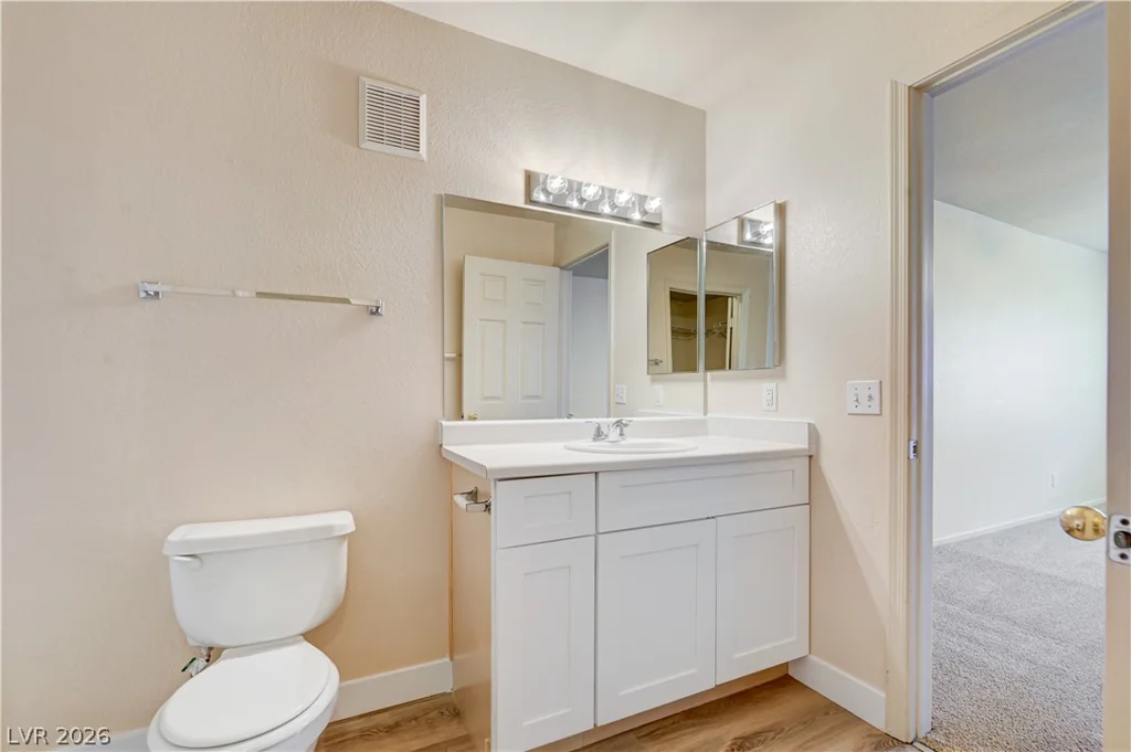 7621 Almeria, Las Vegas, NV 89128