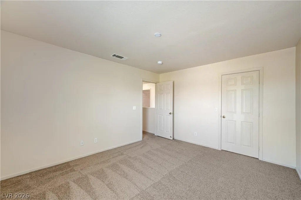 7621 Almeria, Las Vegas, NV 89128