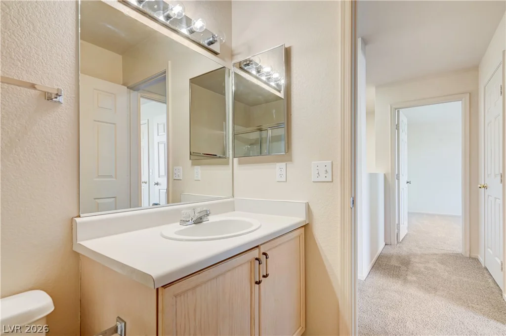 7621 Almeria, Las Vegas, NV 89128