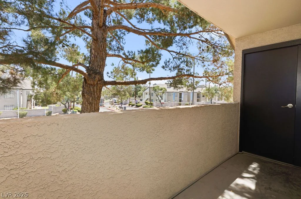 2451 Rainbow, Las Vegas, NV 89108
