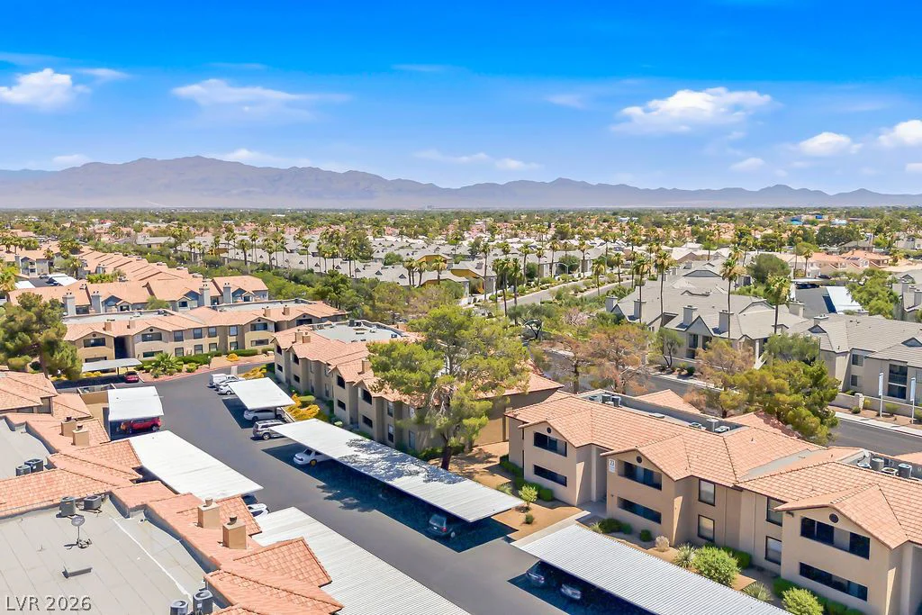 2451 Rainbow, Las Vegas, NV 89108