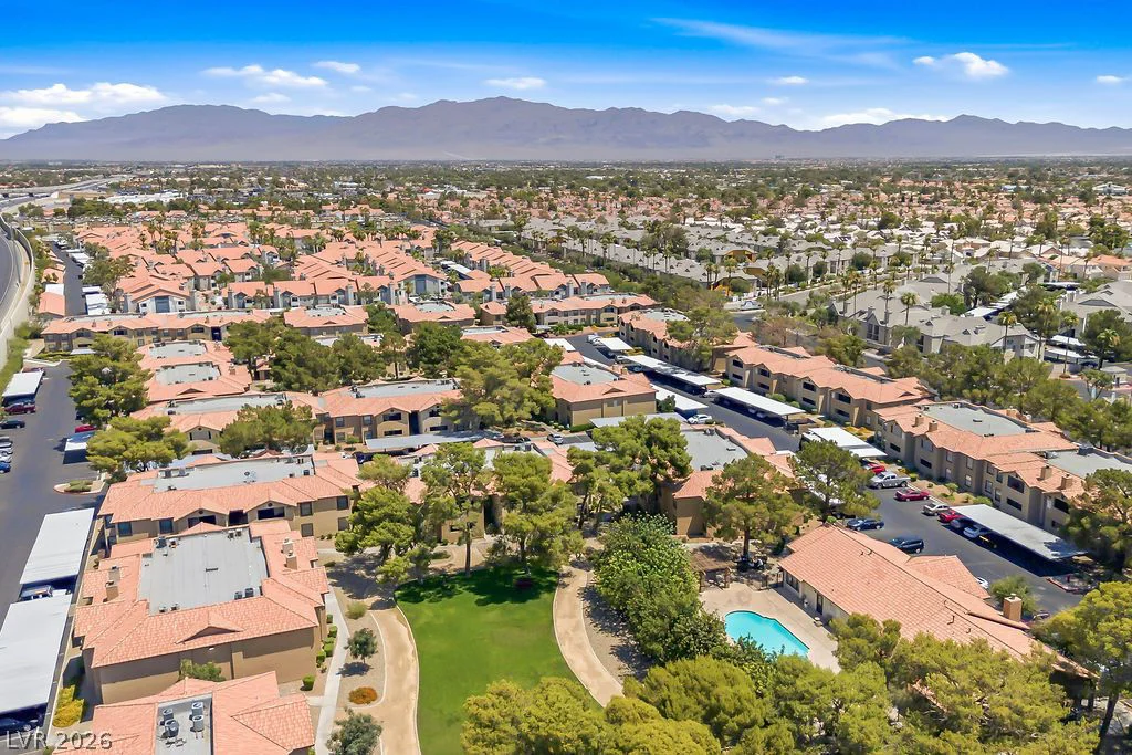 2451 Rainbow, Las Vegas, NV 89108