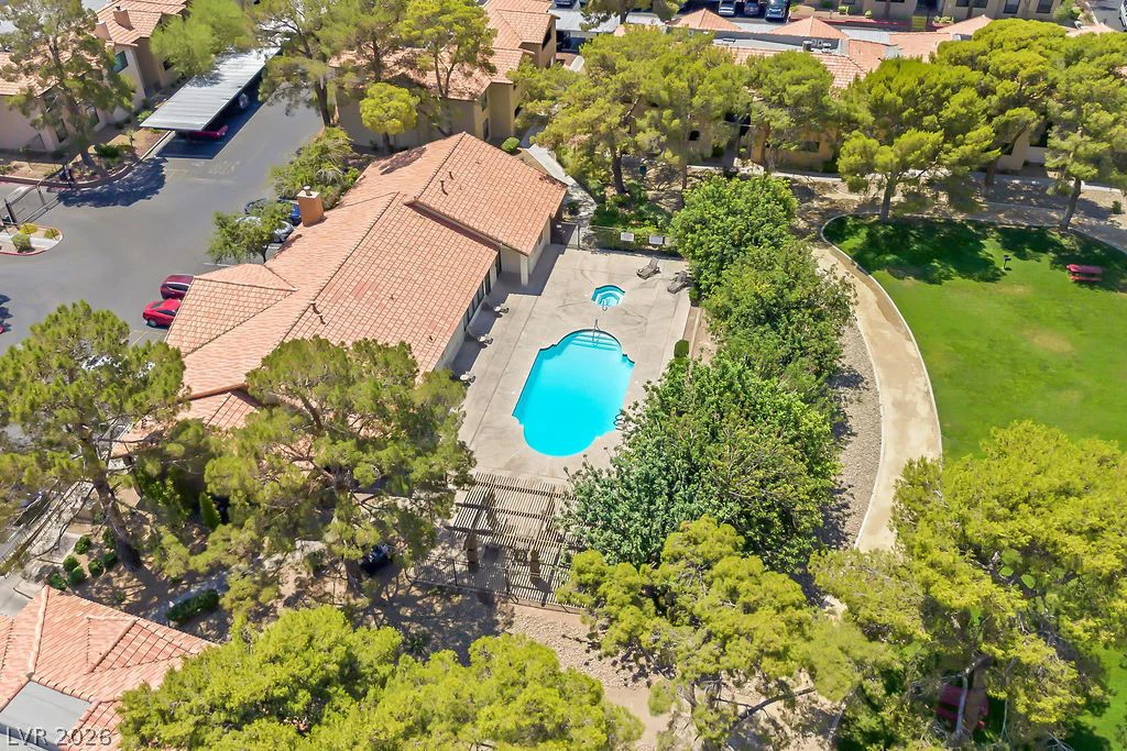 2451 Rainbow, Las Vegas, NV 89108