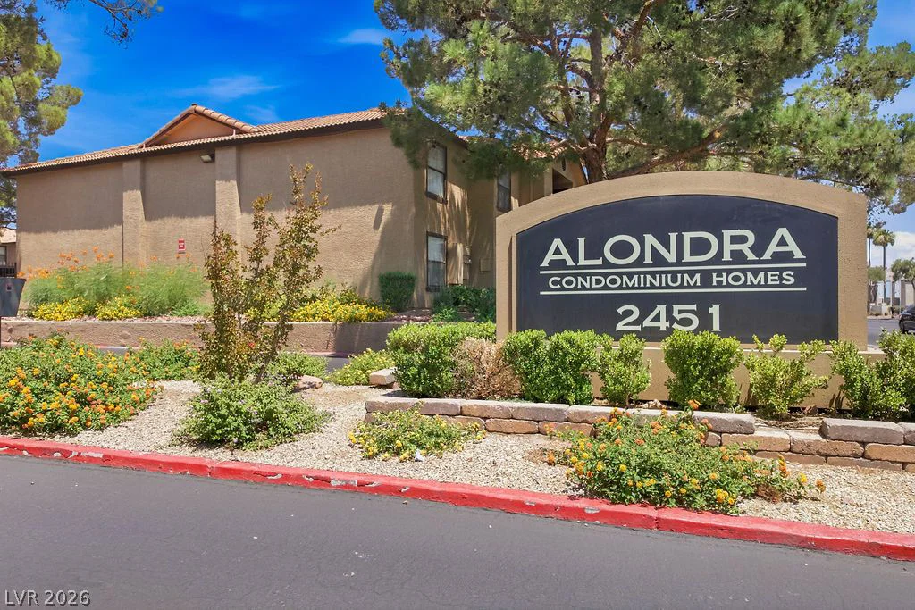 2451 Rainbow, Las Vegas, NV 89108