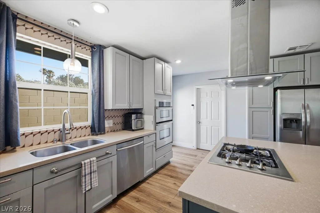 1311 5th, Las Vegas, NV 89104