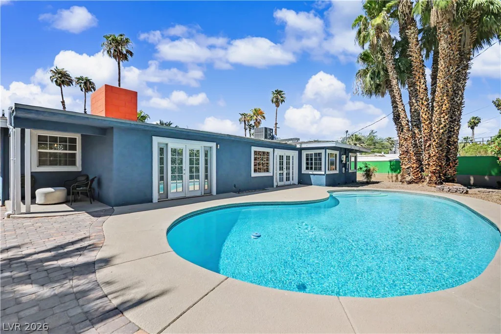 1311 5th, Las Vegas, NV 89104