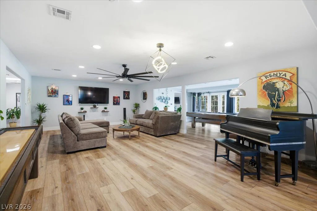 1311 5th, Las Vegas, NV 89104