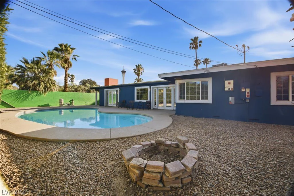 1311 5th, Las Vegas, NV 89104
