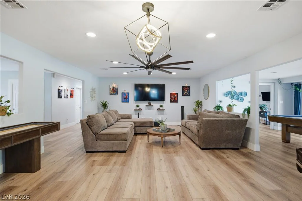 1311 5th, Las Vegas, NV 89104