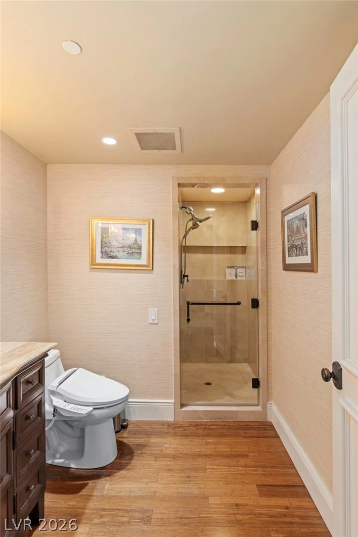2877 Paradise, Las Vegas, NV 89109