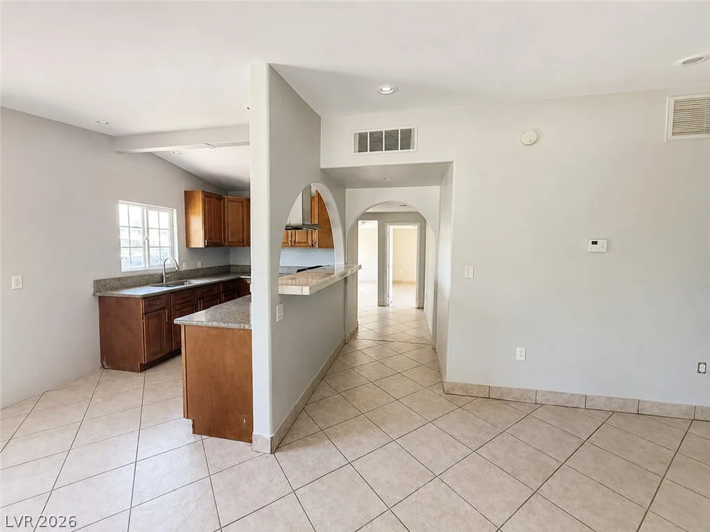 709 21st, Las Vegas, NV 89101