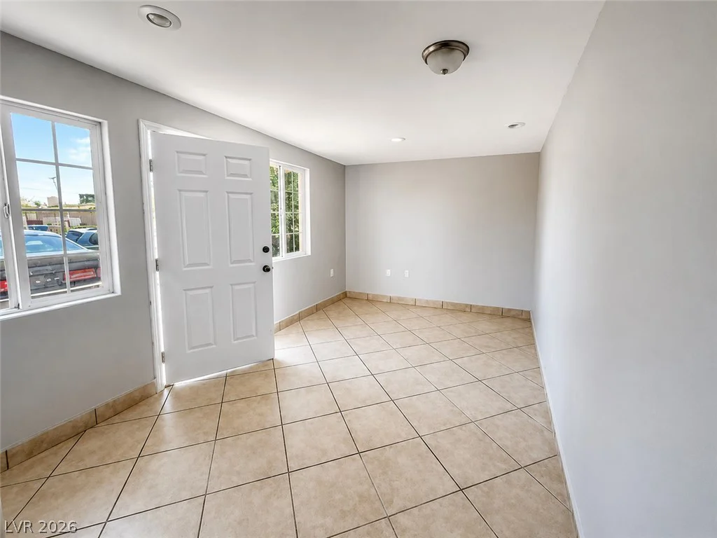 709 21st, Las Vegas, NV 89101