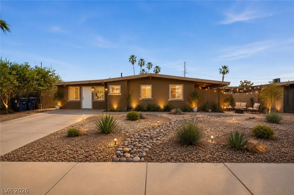 709 21st, Las Vegas, NV 89101